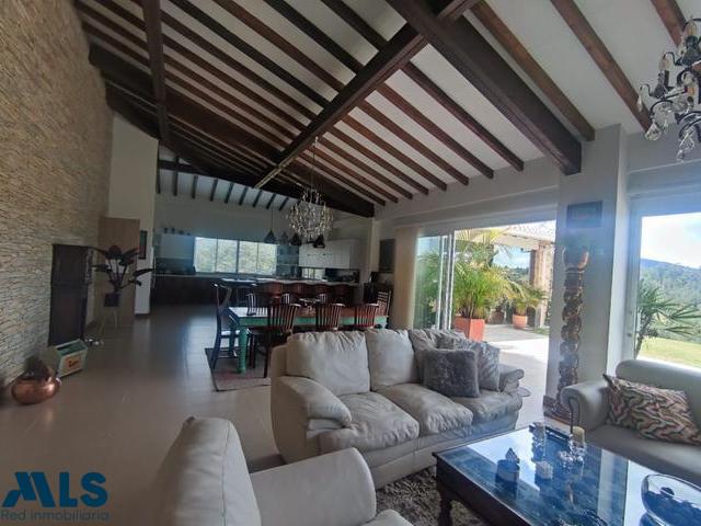 Casa en Corredor Las Palmas – El Retiro – El Retiro – 241089 - El Dandy