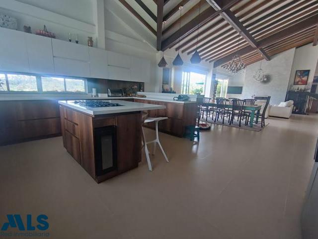Casa en Corredor Las Palmas – El Retiro – El Retiro – 241089 - El Dandy