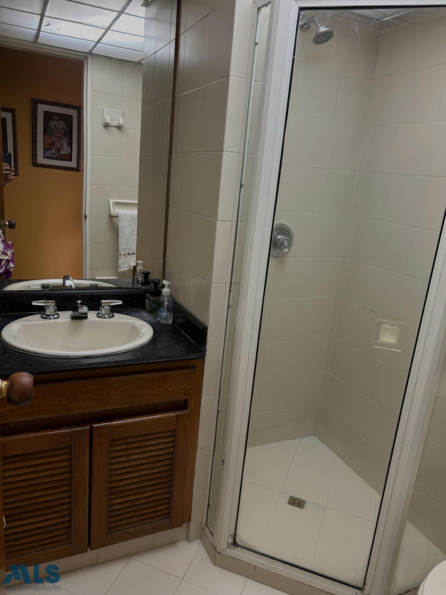 Apartamento en La Castellana – Medellín – 255879 - El Dandy
