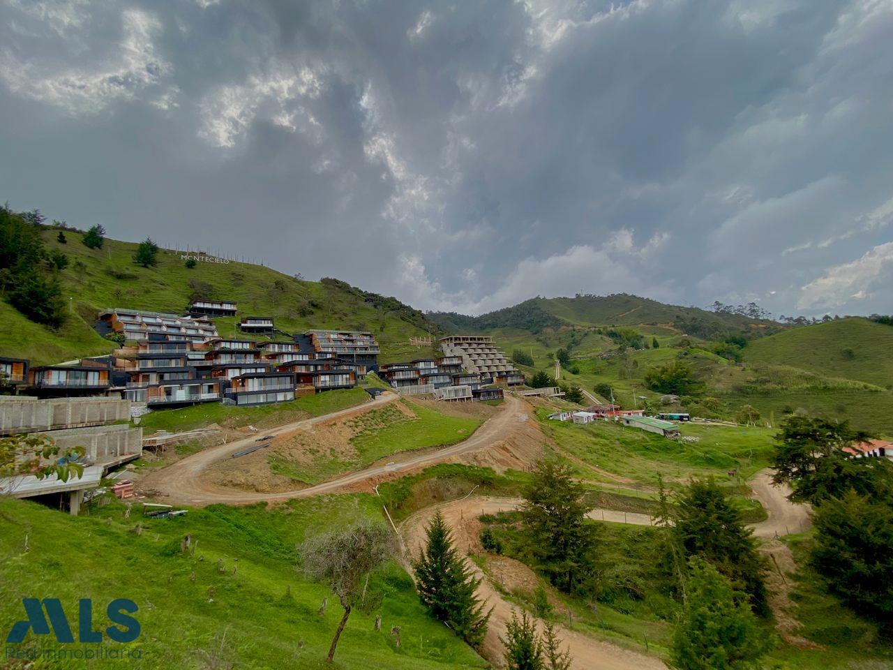 Casa en Corredor El Peñol – Guatape – El Peñol – 263106 - El Dandy