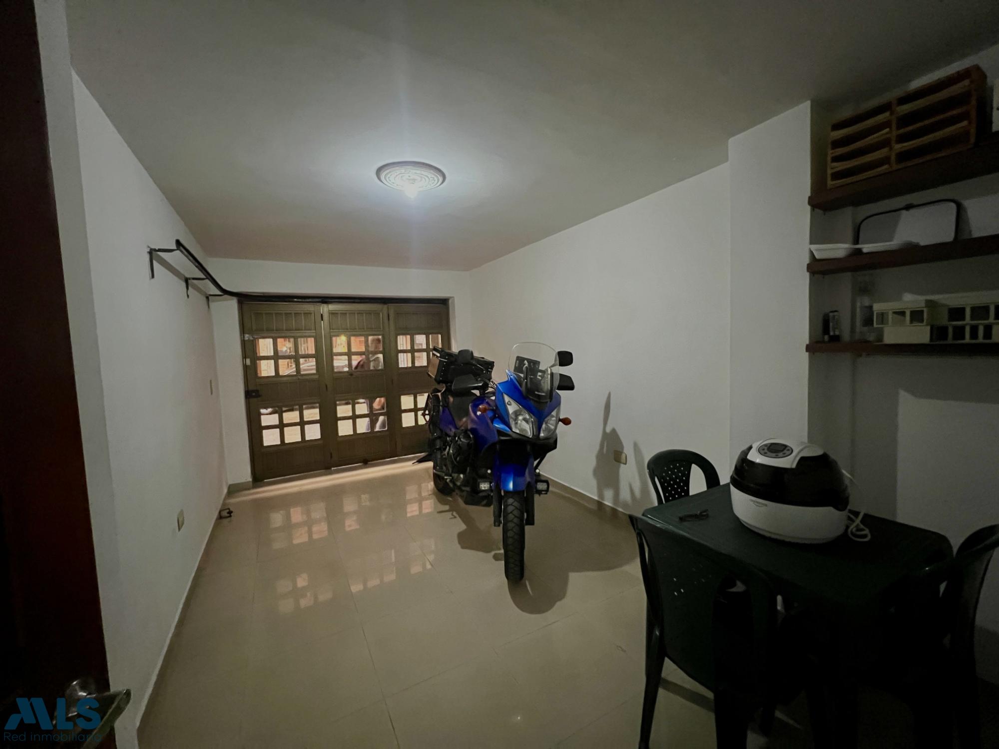 Casa en Santa María No 2 – Itagüí – 264418 - El Dandy