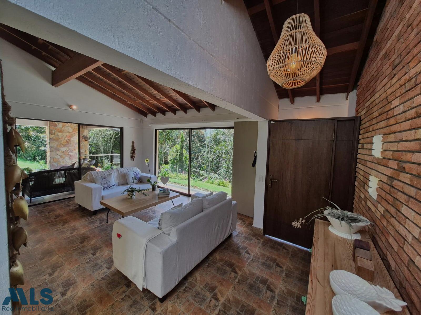 Casa en Alto del escobero (Envigado) – Envigado – 265885 - El Dandy
