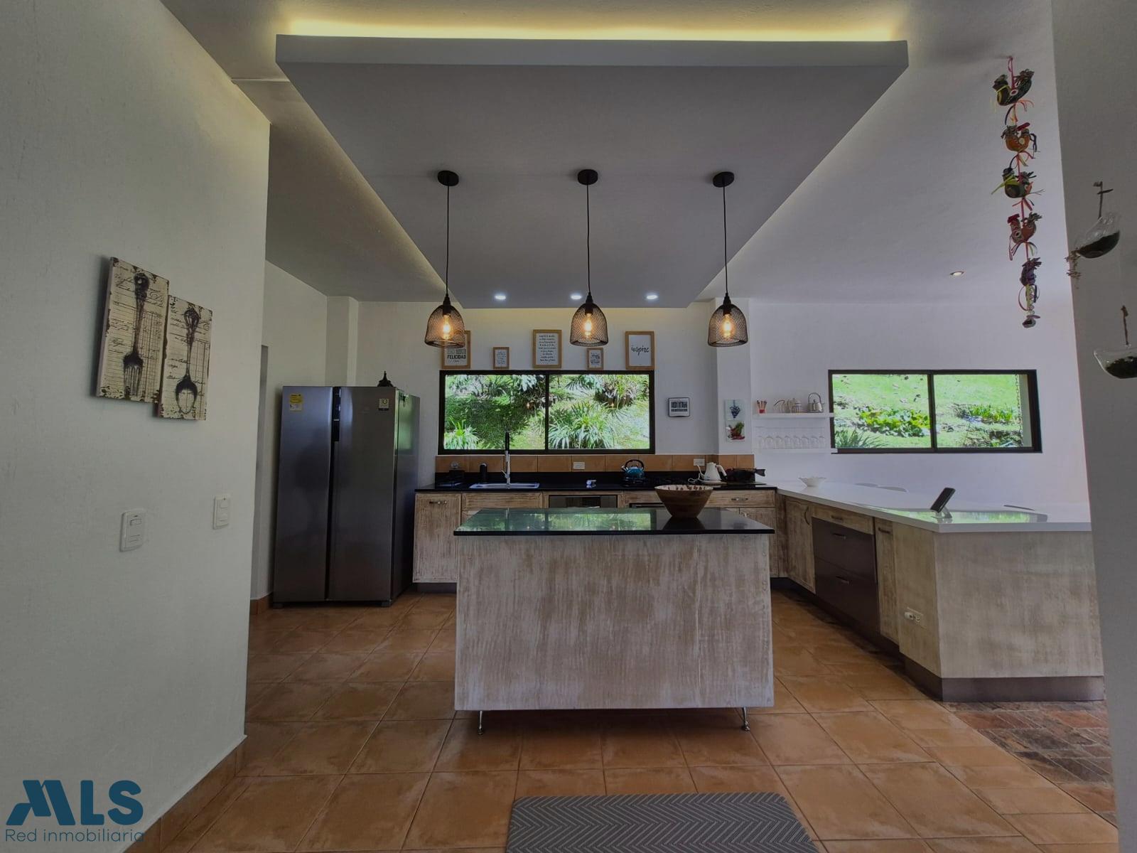 Casa en Alto del escobero (Envigado) – Envigado – 265885 - El Dandy