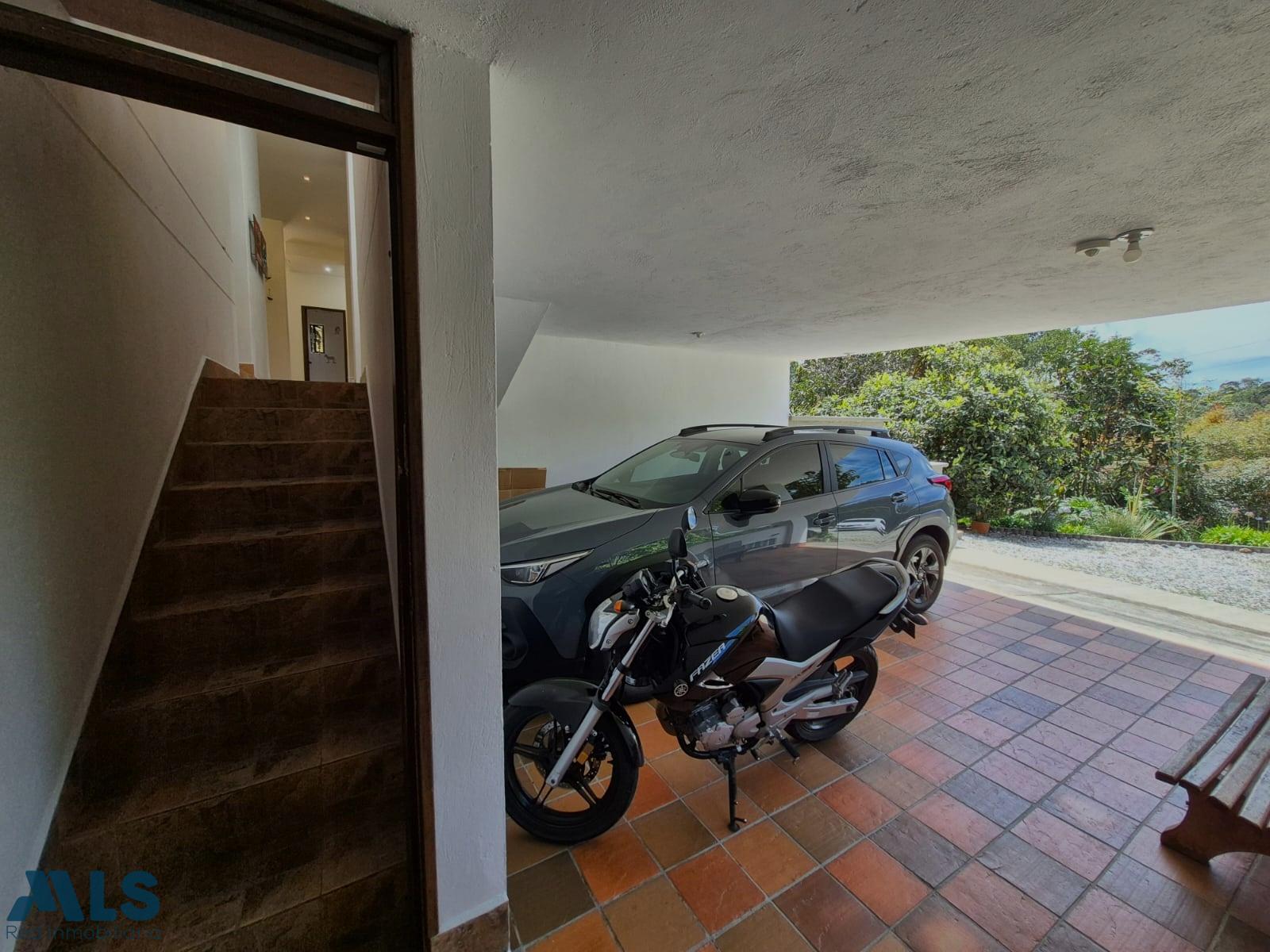 Casa en Alto del escobero (Envigado) – Envigado – 265885 - El Dandy