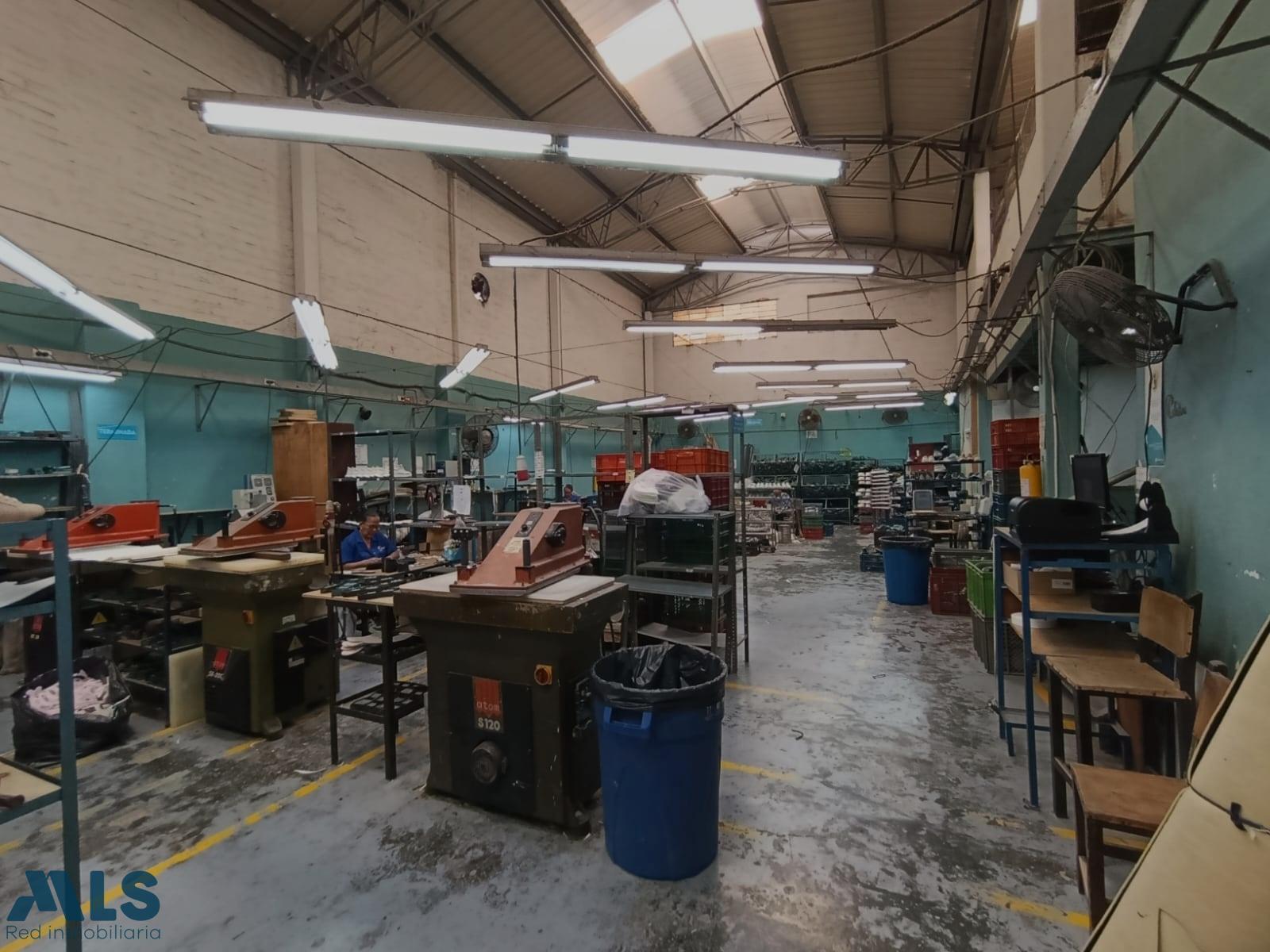 Bodega en Bomboná Nº 1 – Medellín – 265886 - El Dandy