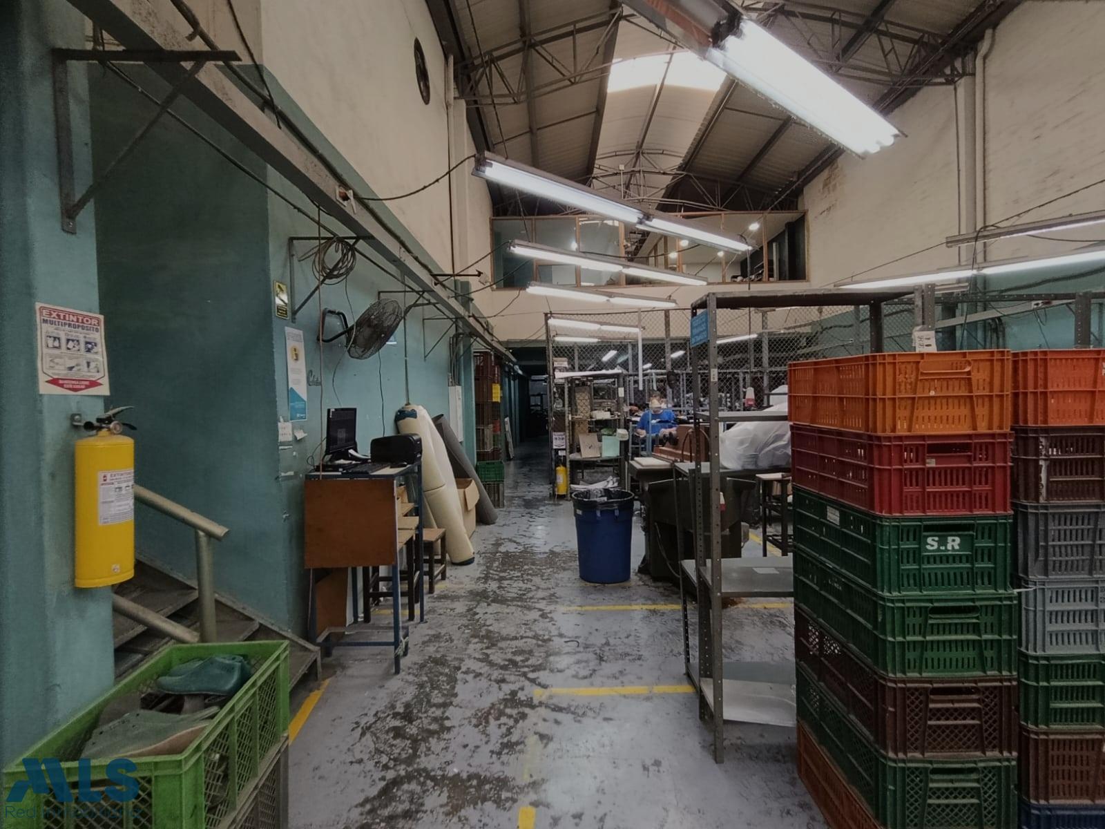 Bodega en Bomboná Nº 1 – Medellín – 265886 - El Dandy