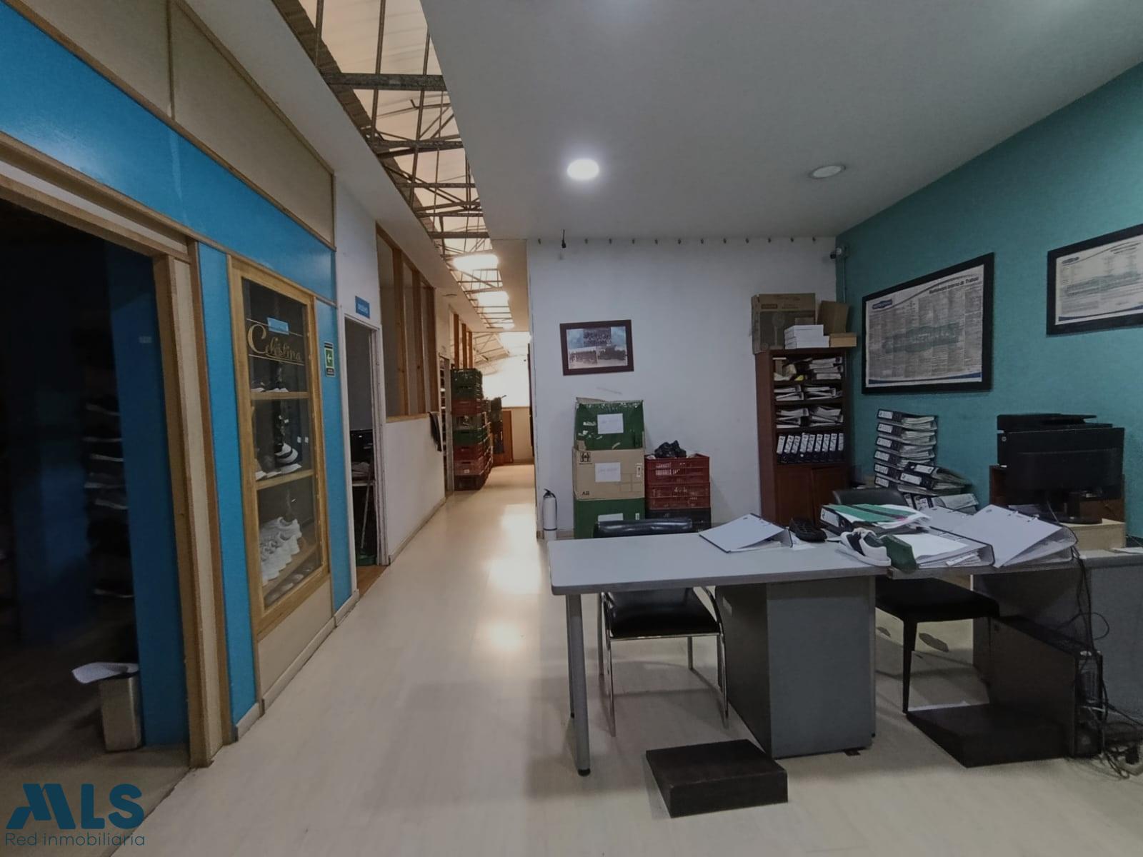 Bodega en Bomboná Nº 1 – Medellín – 265886 - El Dandy