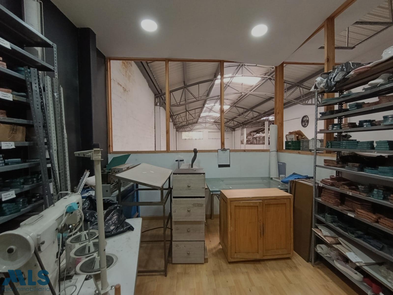 Bodega en Bomboná Nº 1 – Medellín – 265886 - El Dandy