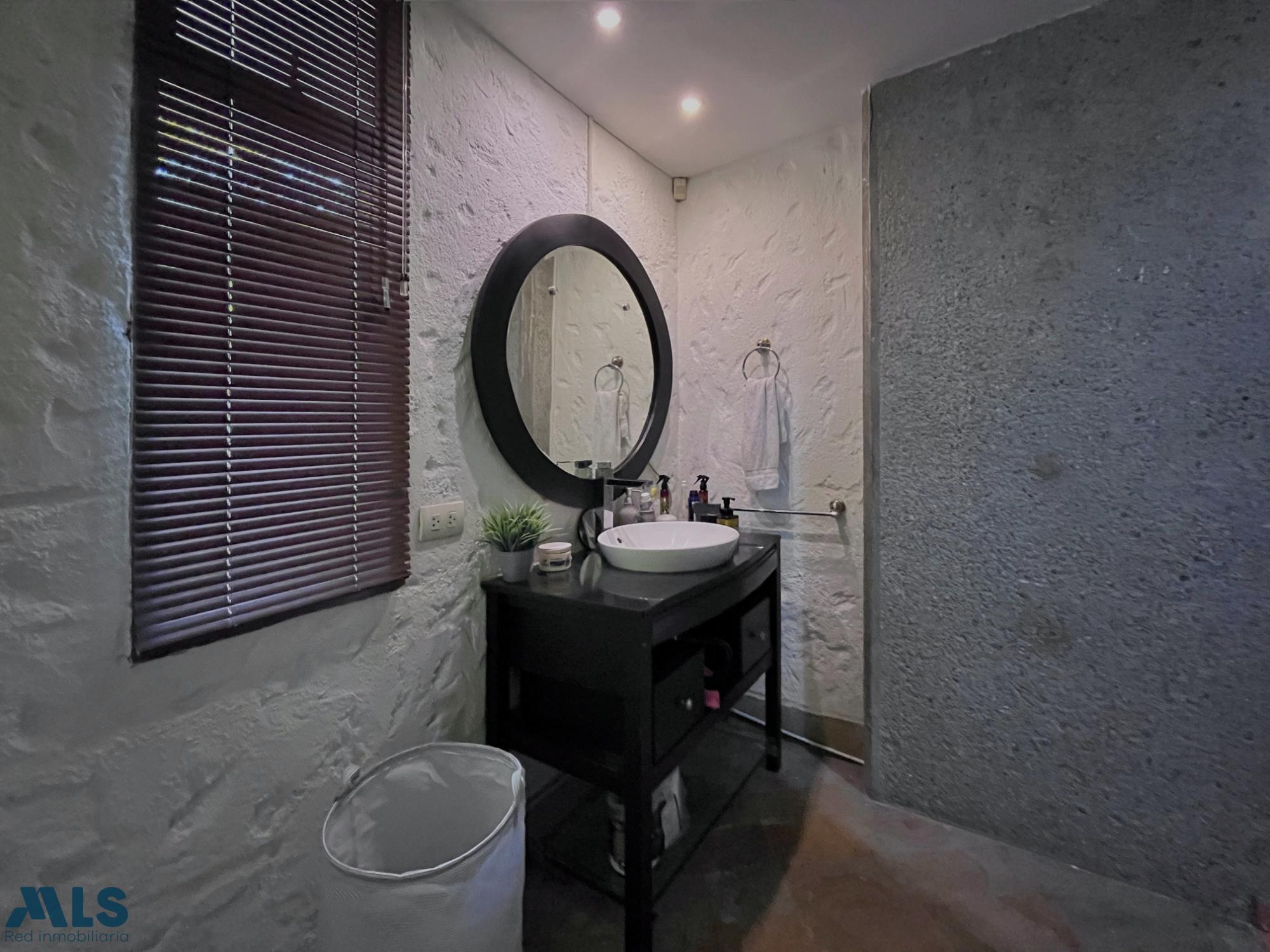 Apartamento en Loma del Encierro – Medellín – 265892 - El Dandy