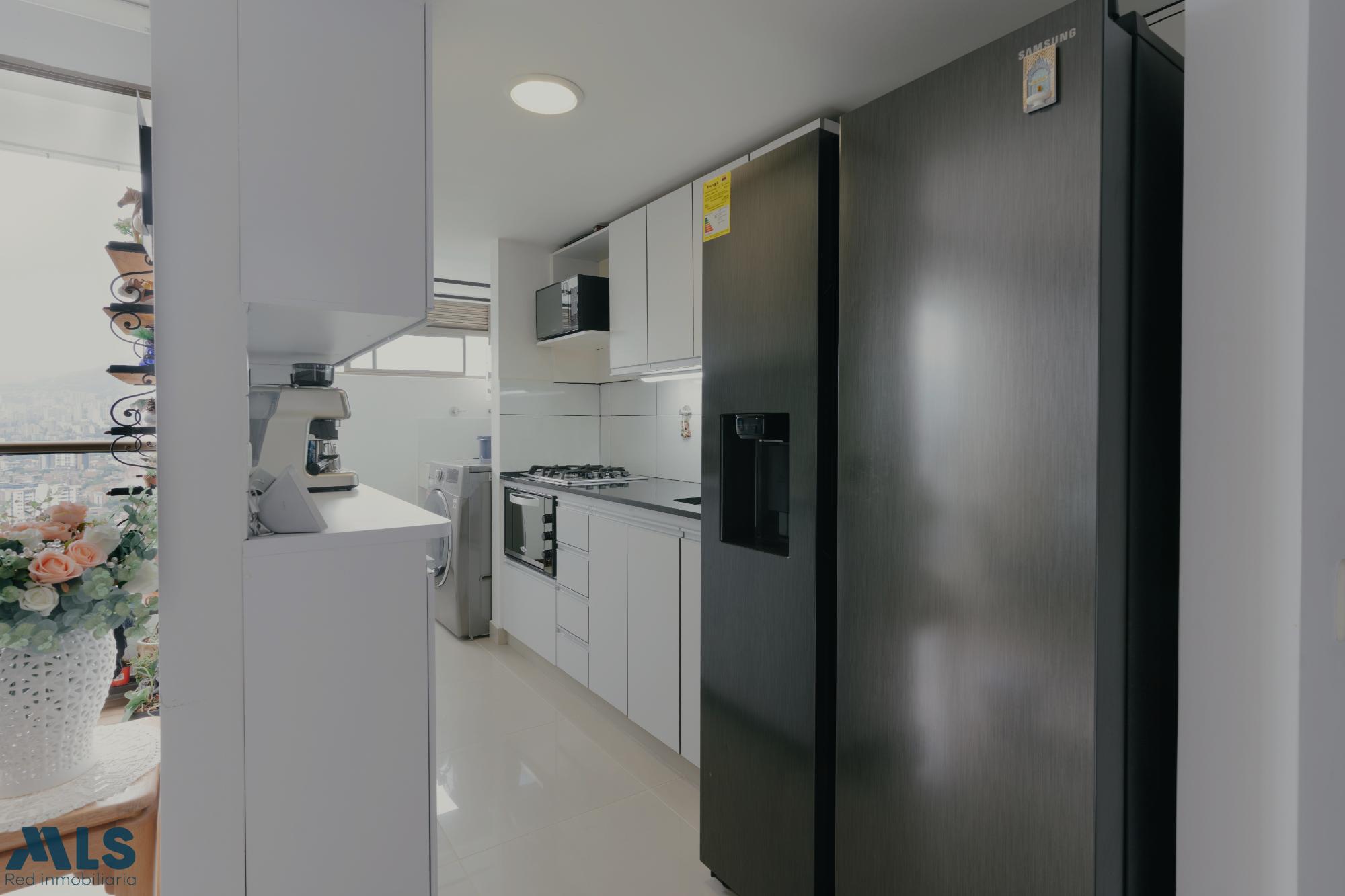 Apartamento en Loma del Barro – Envigado – 265906 - El Dandy