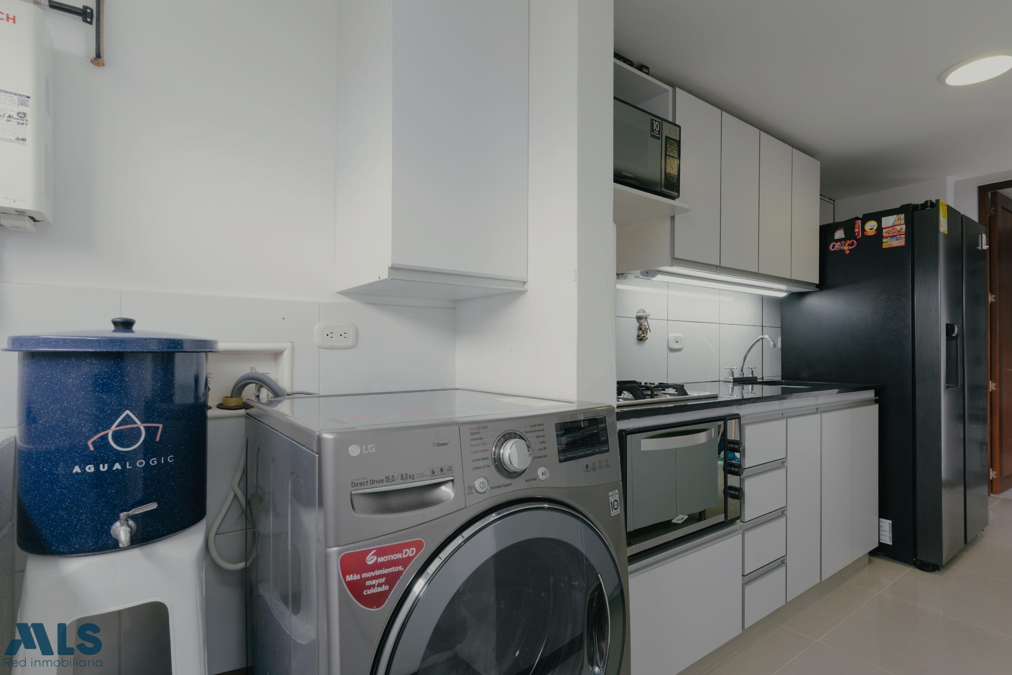 Apartamento en Loma del Barro – Envigado – 265906 - El Dandy