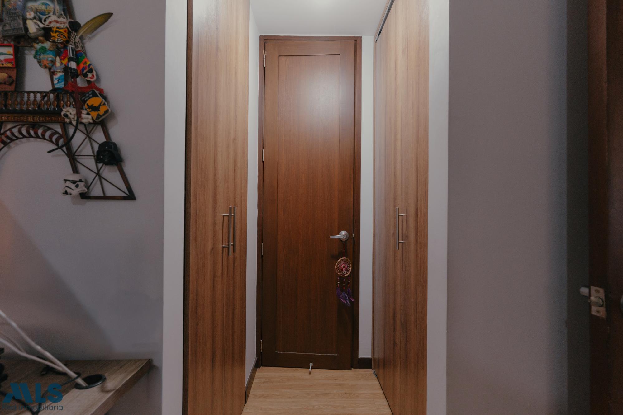 Apartamento en Loma del Barro – Envigado – 265906 - El Dandy