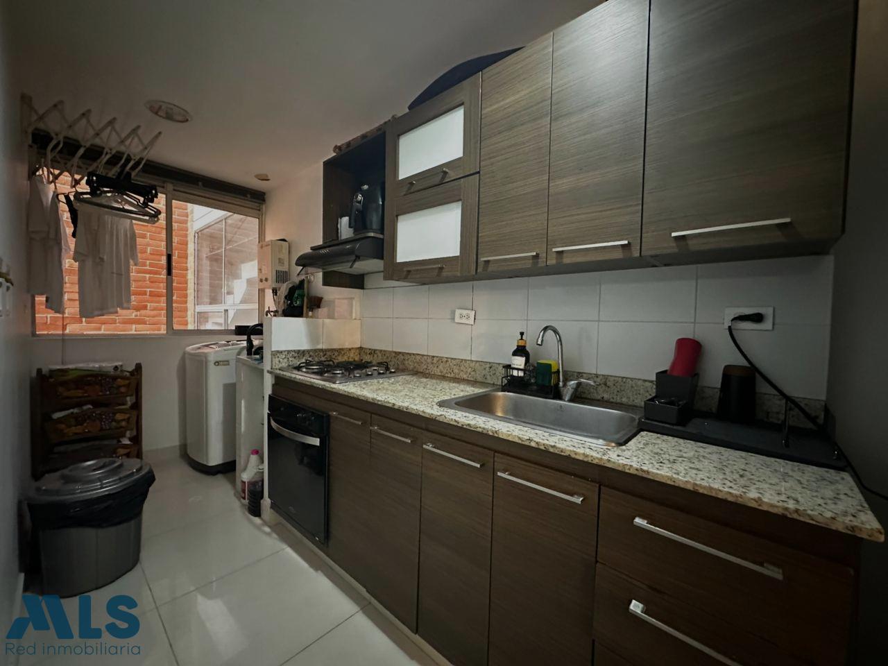 Apartamento en El Esmeraldal – Envigado – 265920 - El Dandy