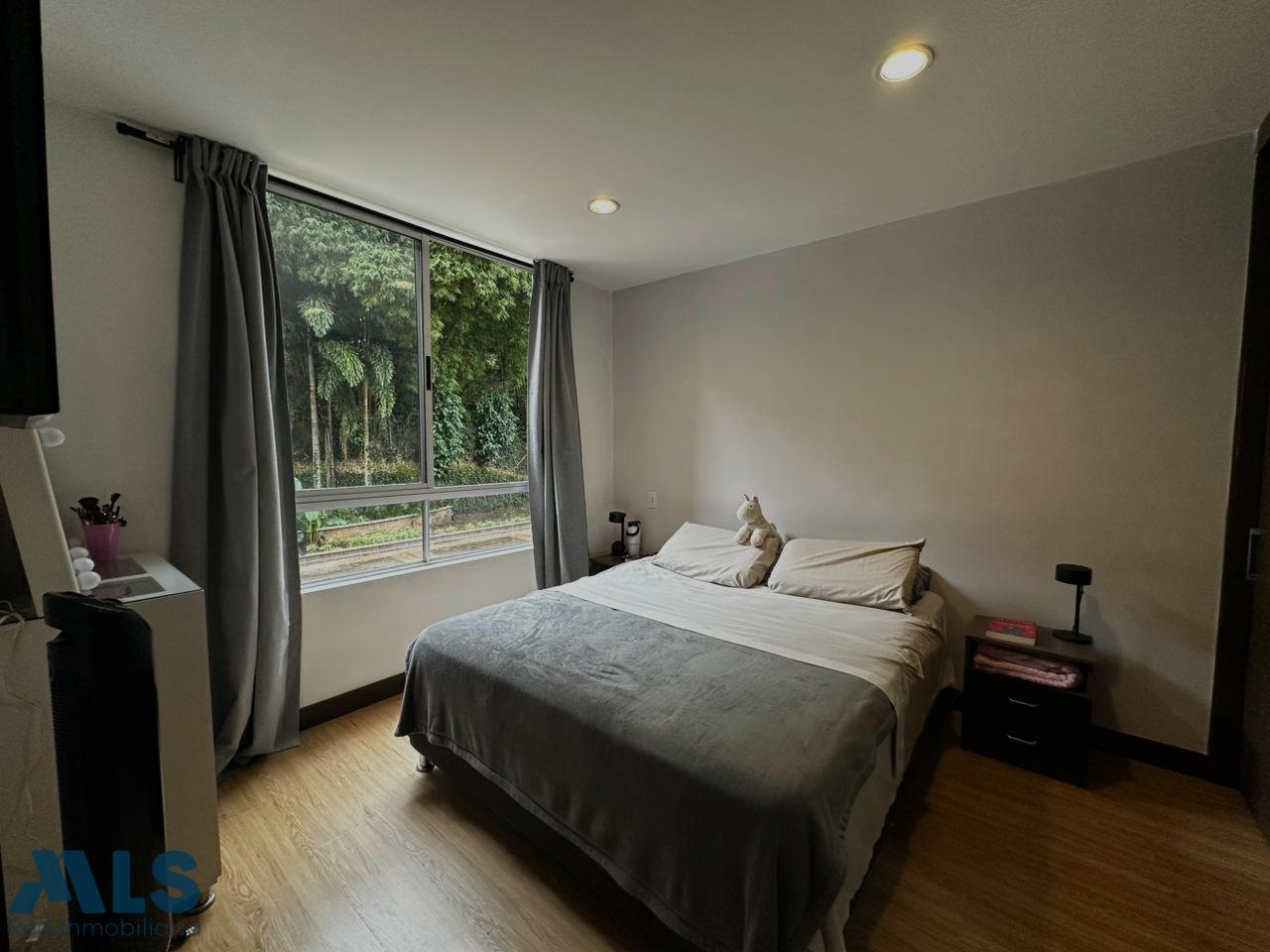 Apartamento en El Esmeraldal – Envigado – 265920 - El Dandy