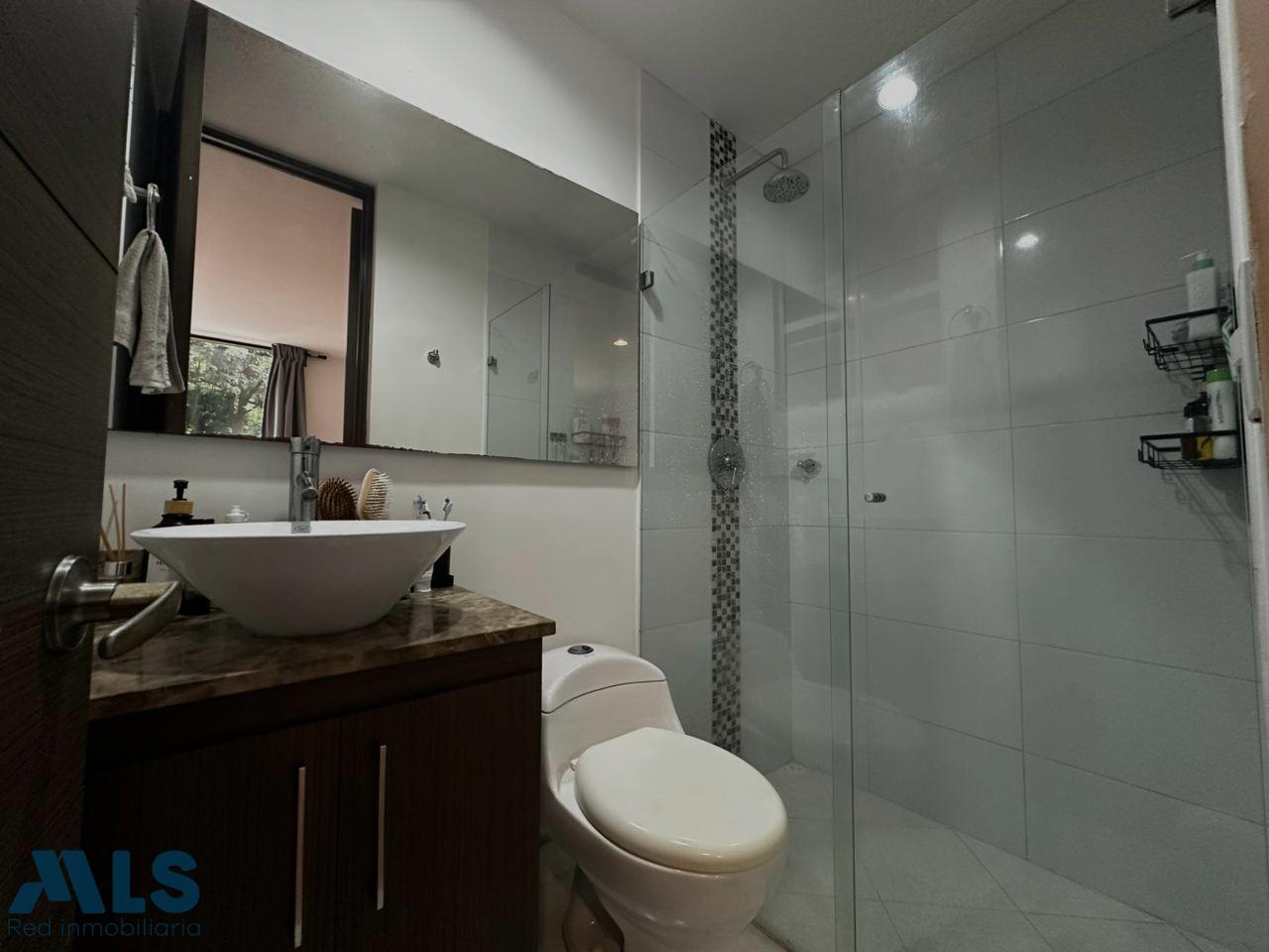 Apartamento en El Esmeraldal – Envigado – 265920 - El Dandy