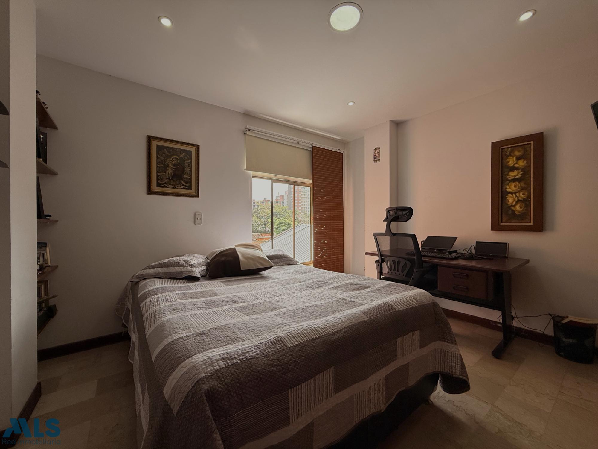 Casa en Loma de San Jose – Sabaneta – 265923 - El Dandy