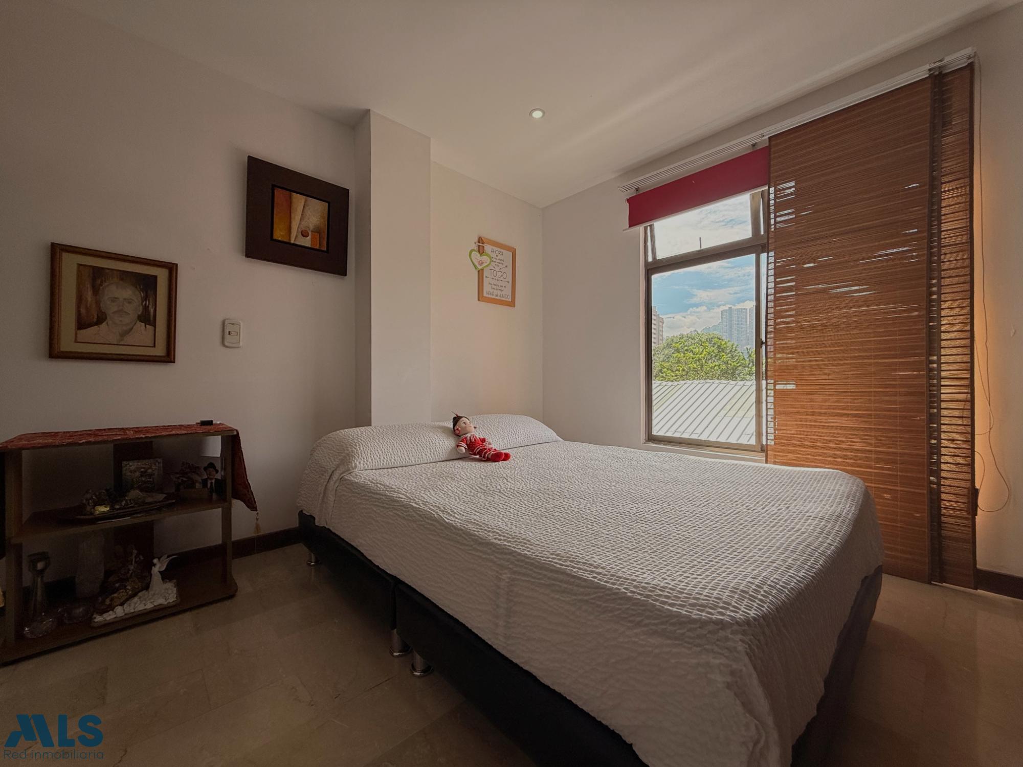 Casa en Loma de San Jose – Sabaneta – 265923 - El Dandy