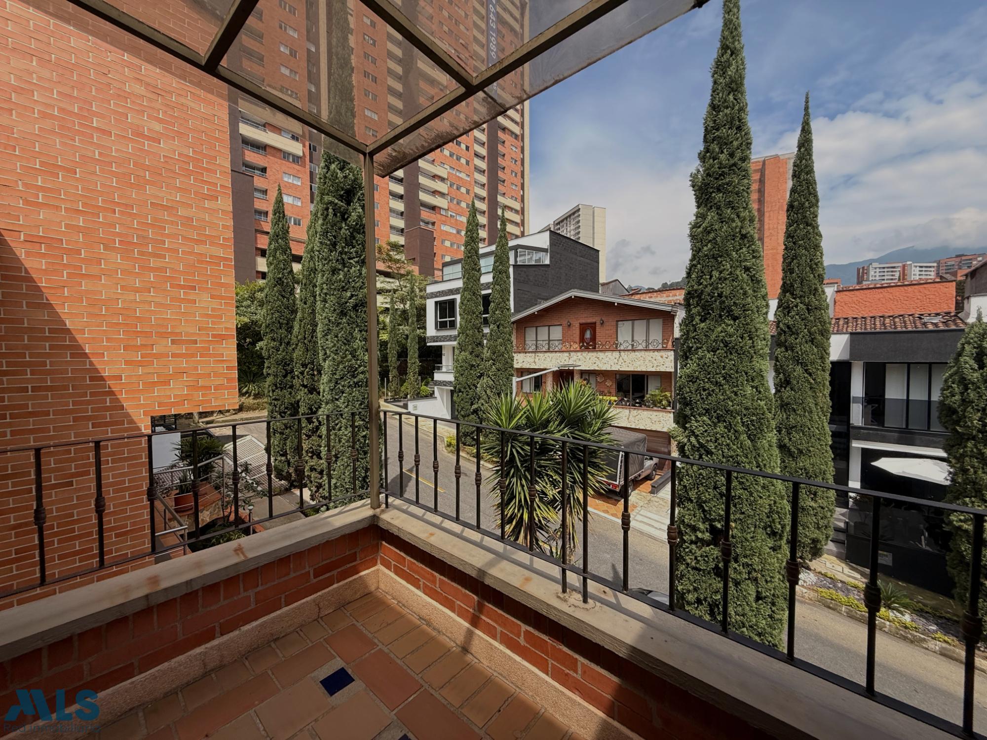 Casa en Loma de San Jose – Sabaneta – 265923 - El Dandy