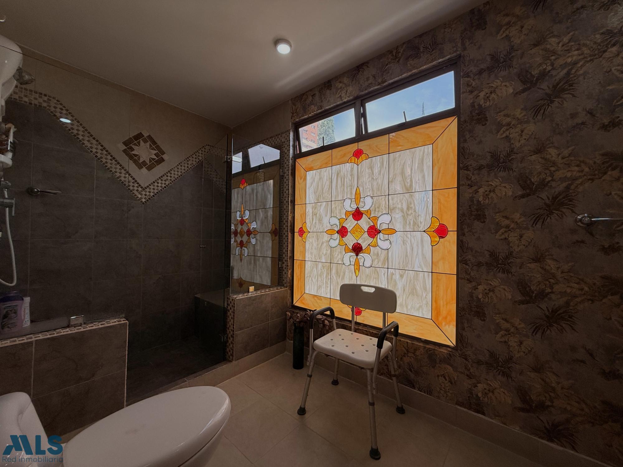 Casa en Loma de San Jose – Sabaneta – 265923 - El Dandy