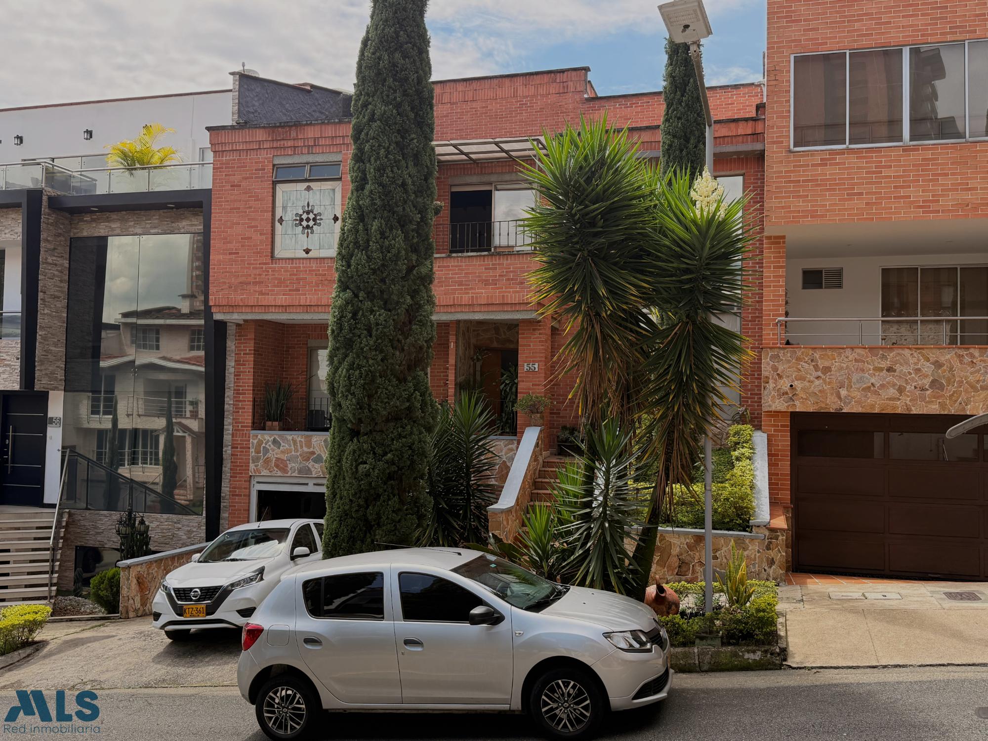 Casa en Loma de San Jose – Sabaneta – 265923 - El Dandy
