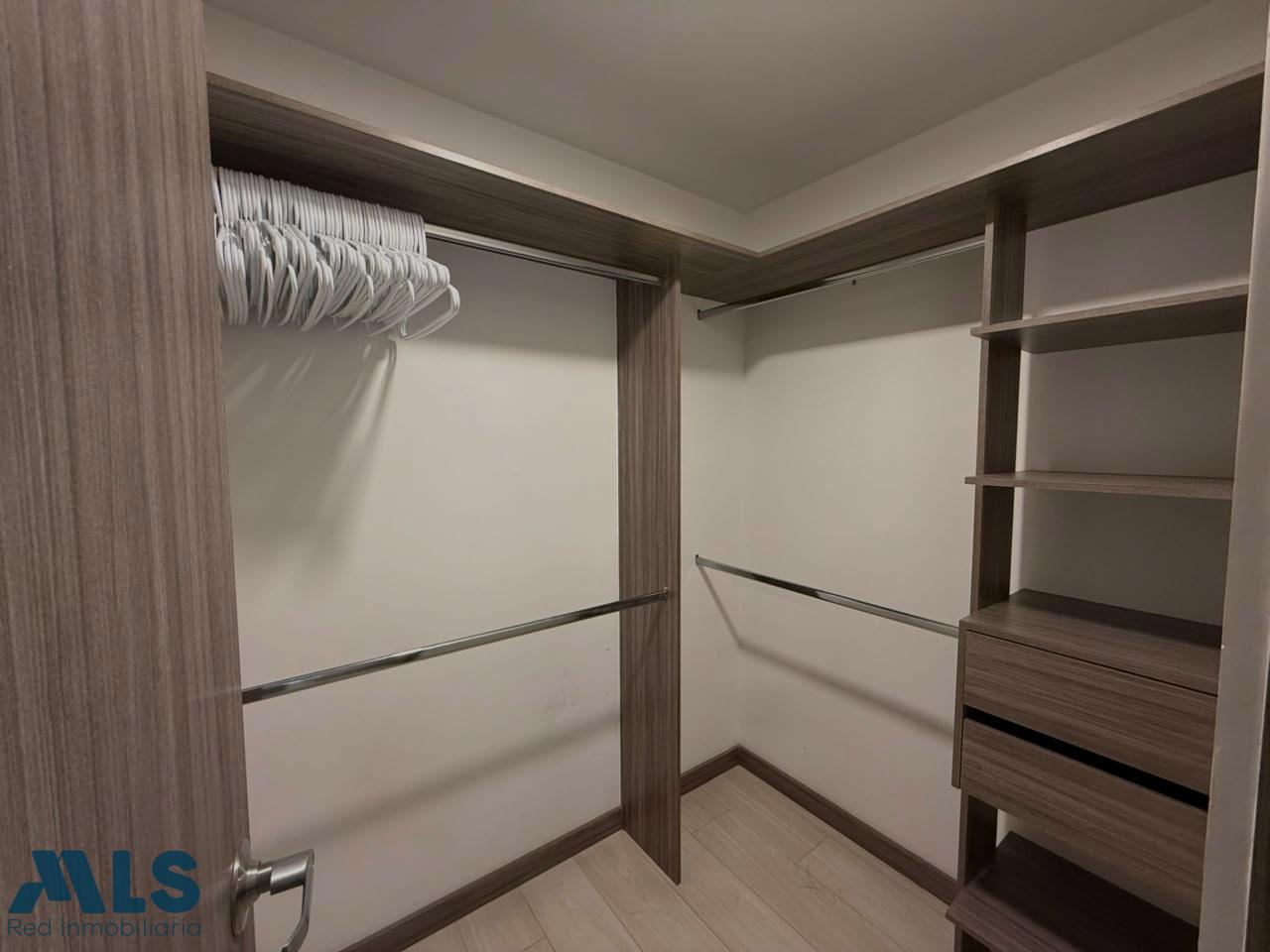 Apartamento en El Chinguí – Envigado – 265927 - El Dandy