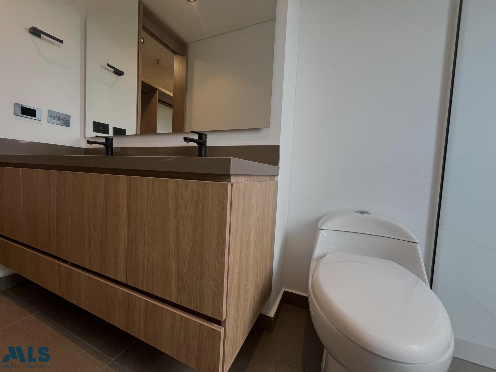 Apartamento en El Esmeraldal – Envigado – 265930 - El Dandy