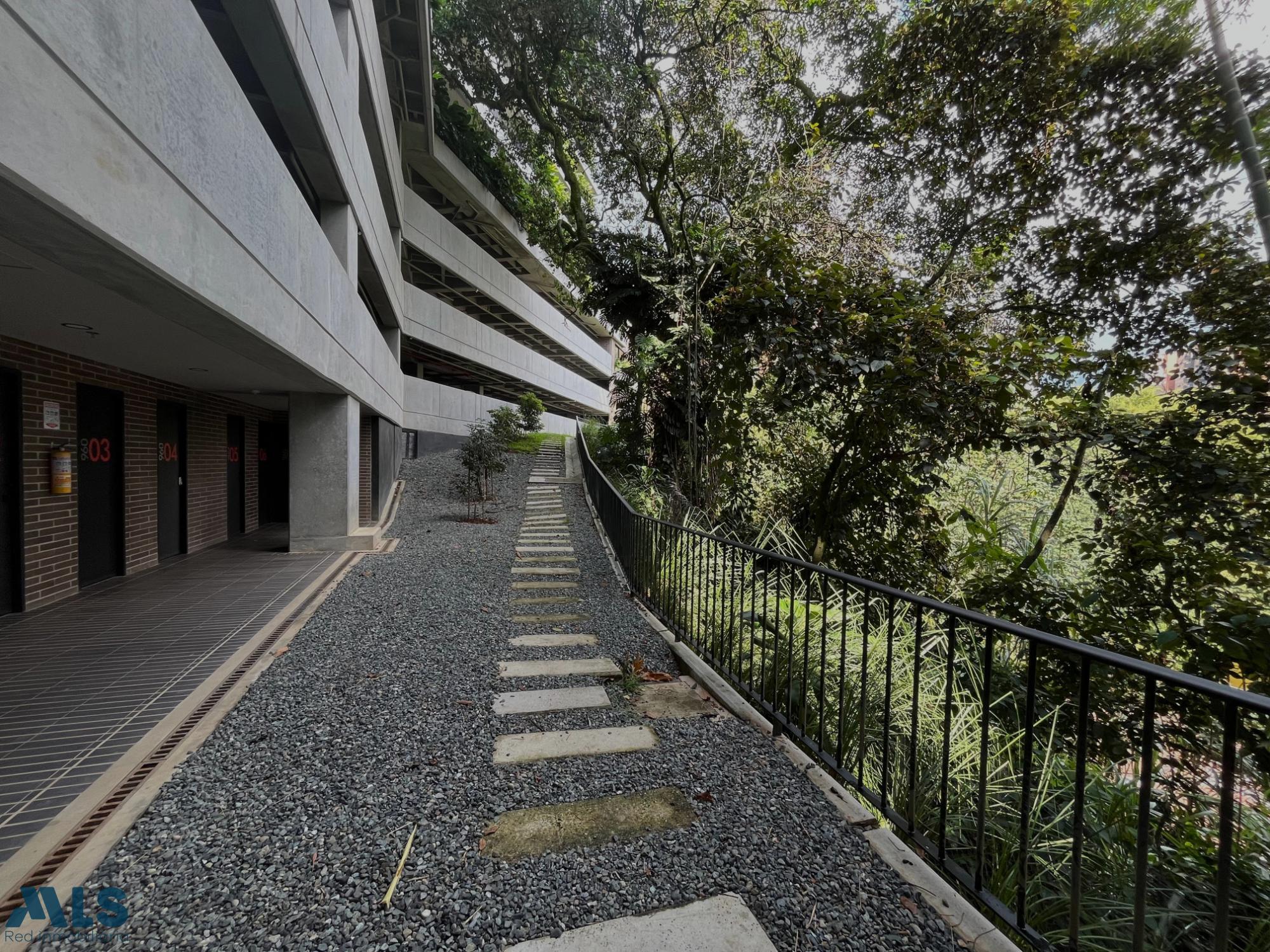 Apartamento en El Esmeraldal – Envigado – 265930 - El Dandy