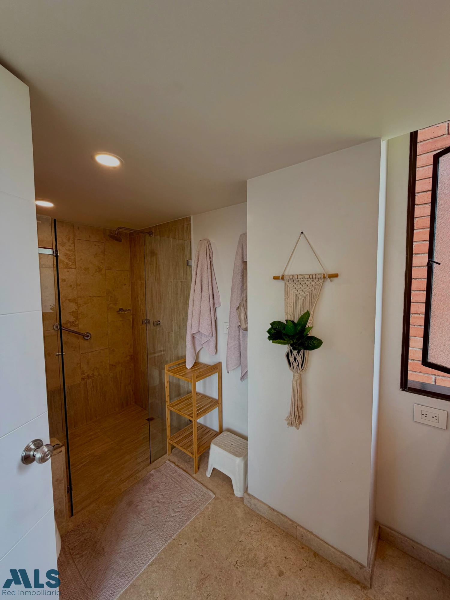Apartamento en El Campestre – Medellín – 265932 - El Dandy