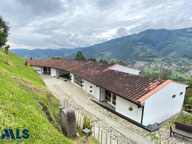 Casa en Sector Variante a Caldas – La Estrella – 265933 - El Dandy