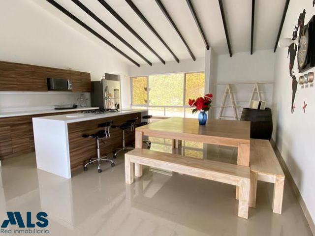Casa en Sector Variante a Caldas – La Estrella – 265933 - El Dandy