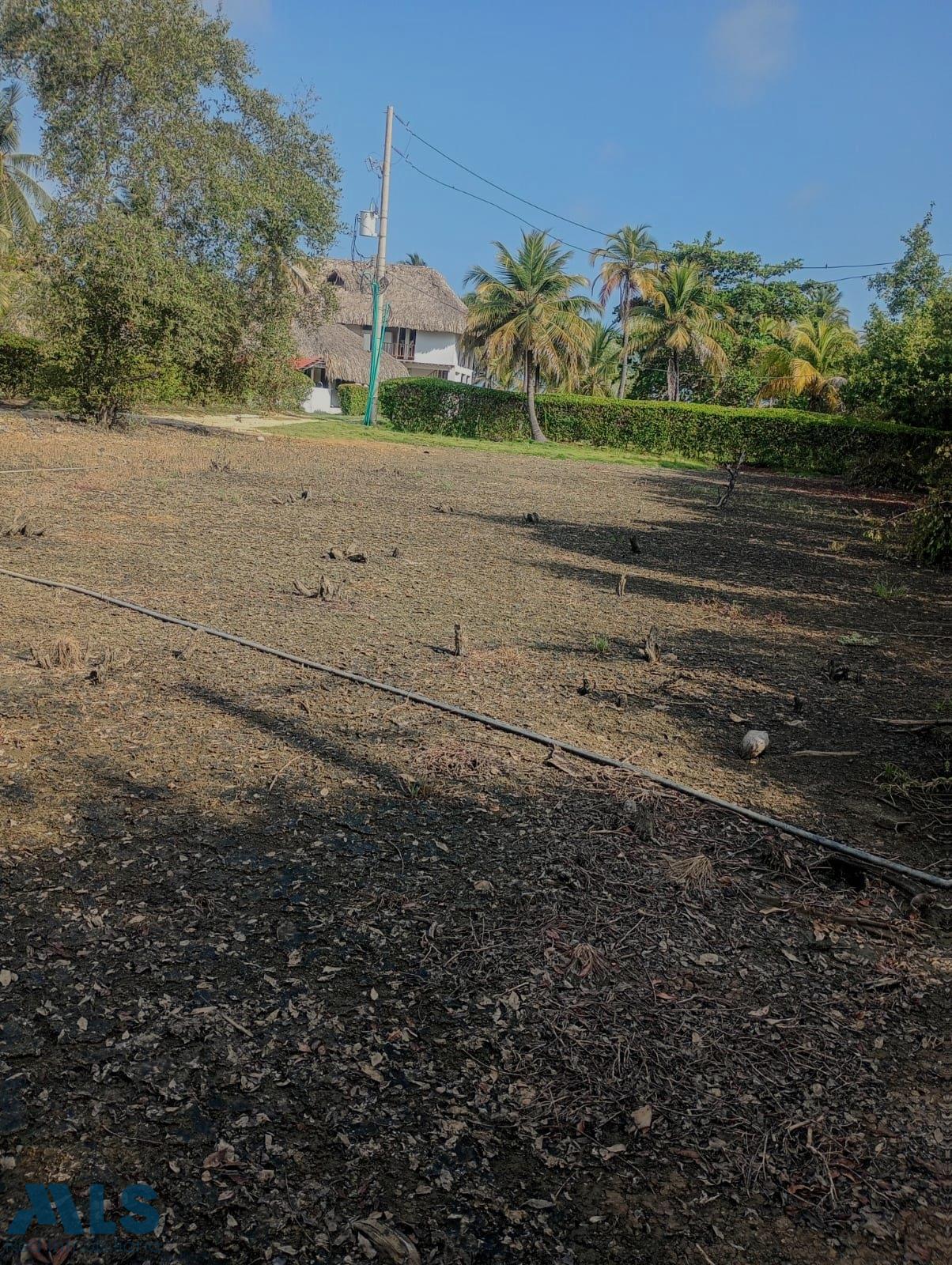 Lote Residencial en Santa Lucía (Moñitos) - foto 4
