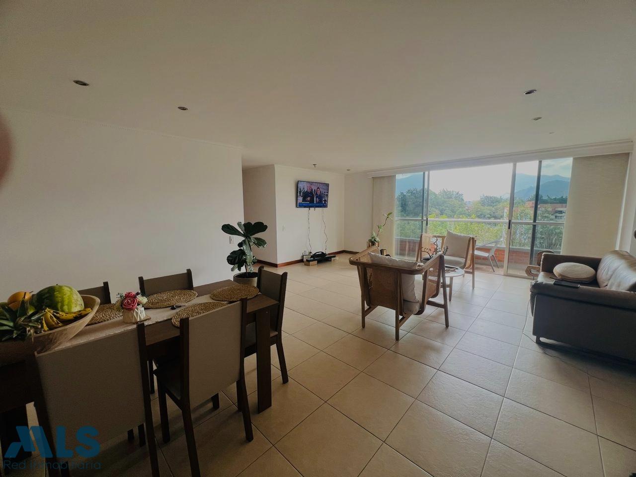 Apartamento en Loma de Benedictinos - foto 4