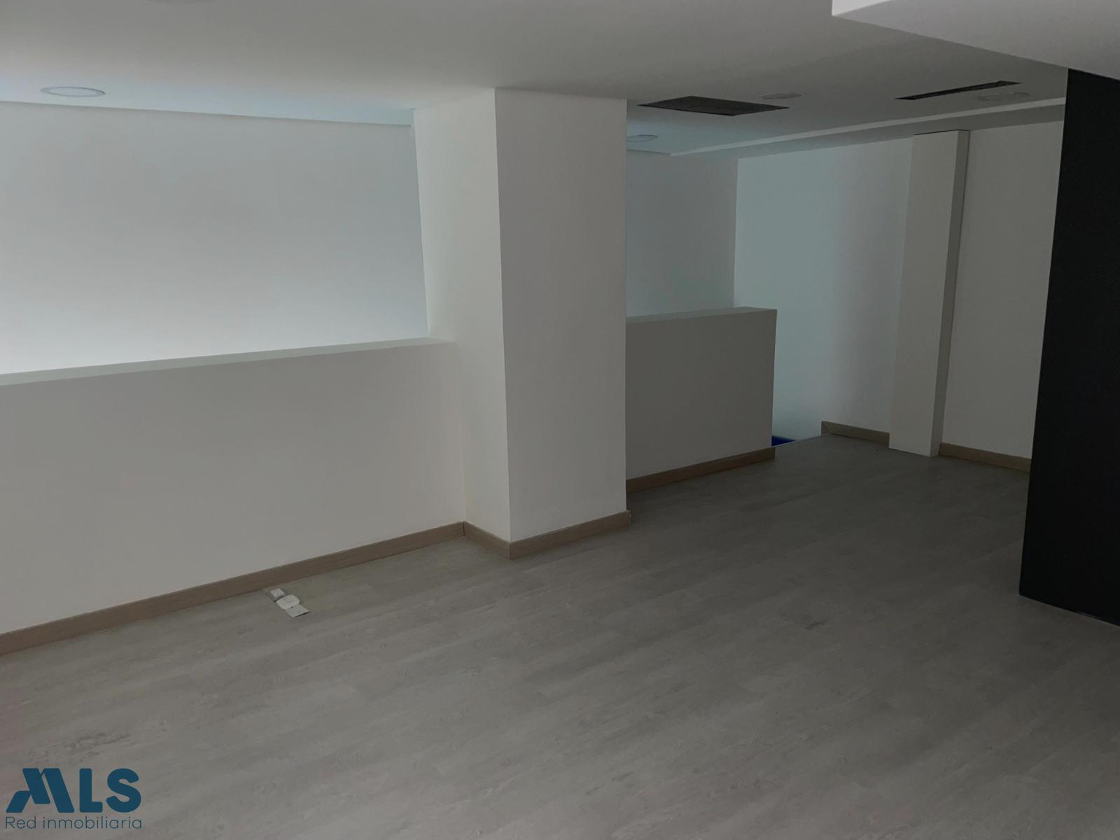 Local Comercial en poblado 2 - foto 4