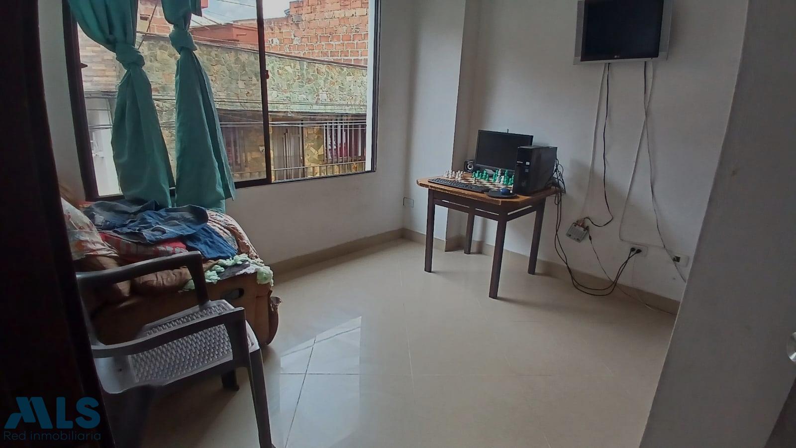 Apartamento en Las Brisas - foto 4