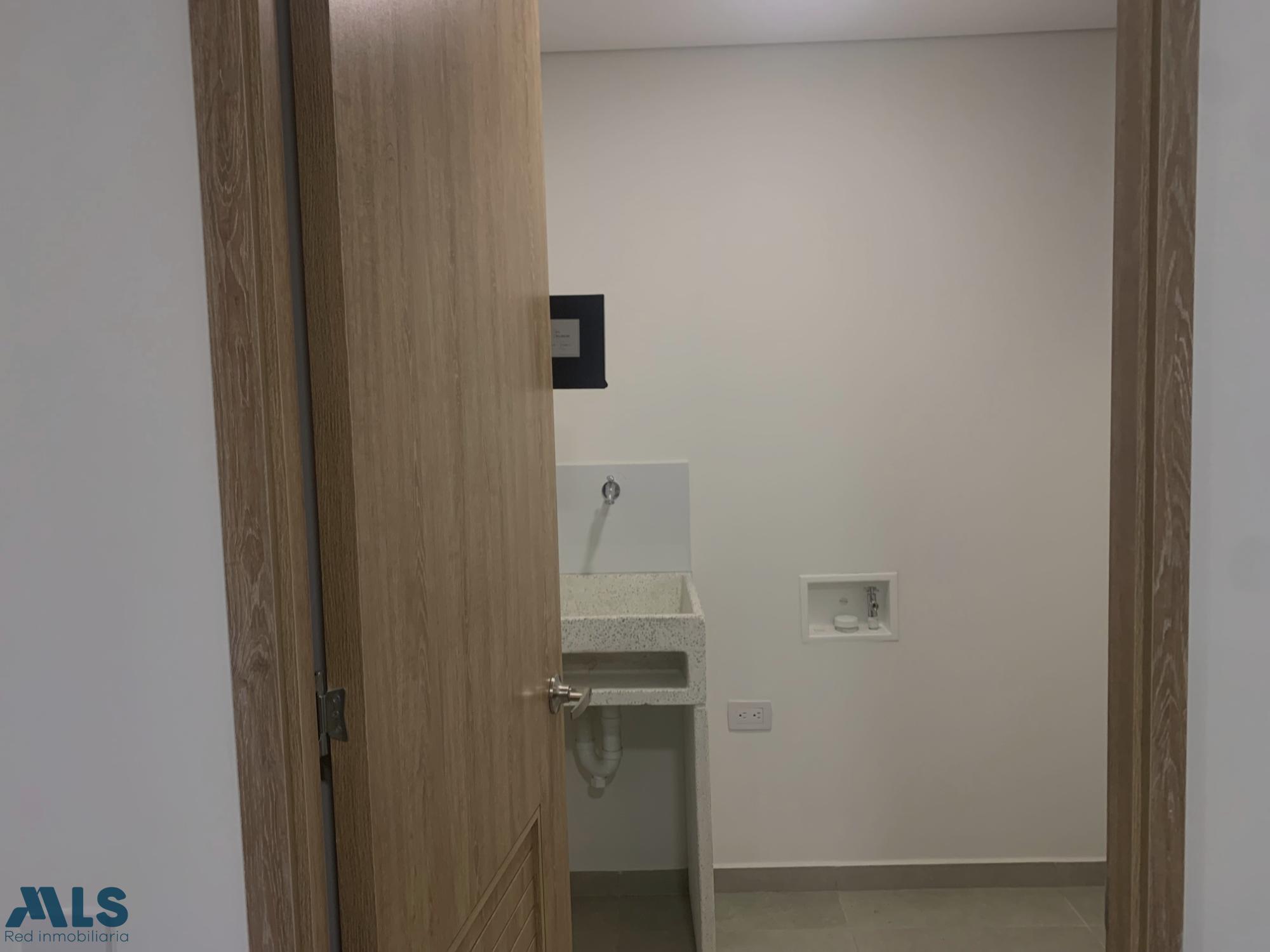 Apartamento en Loma de San Jose - foto 4