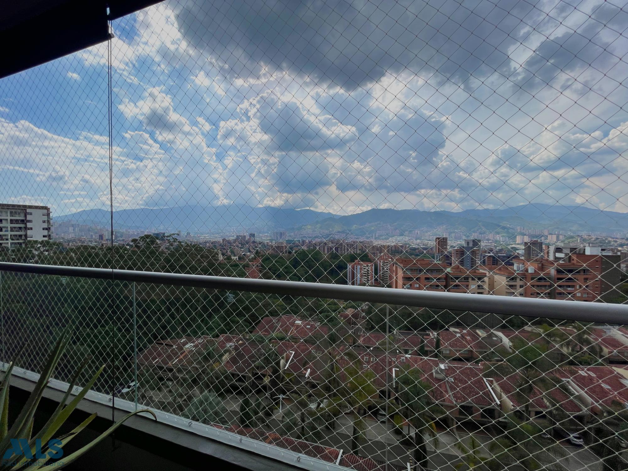 Apartamento en Loma de Benedictinos - foto 4