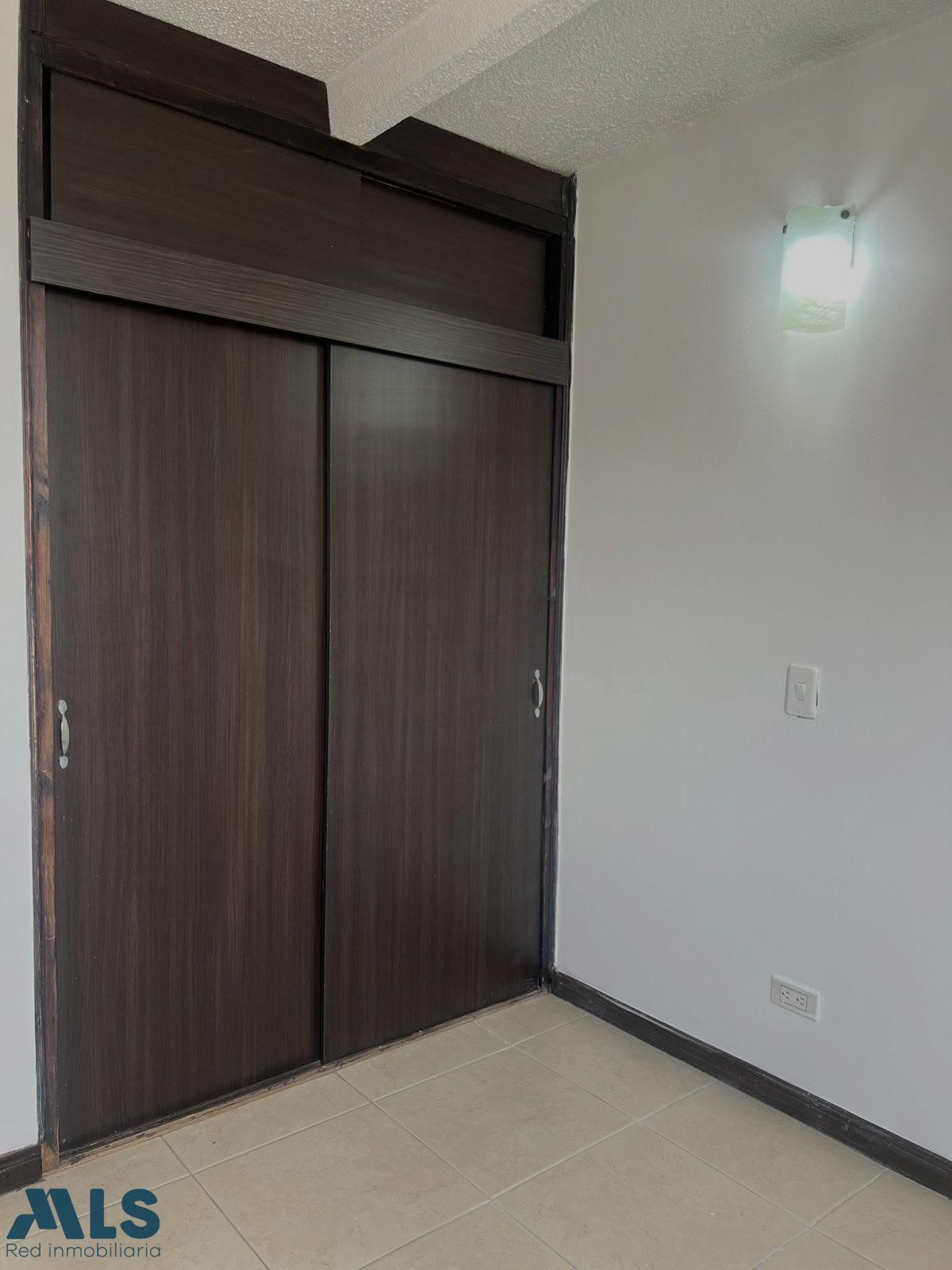 Apartamento en Calasanz - foto 4