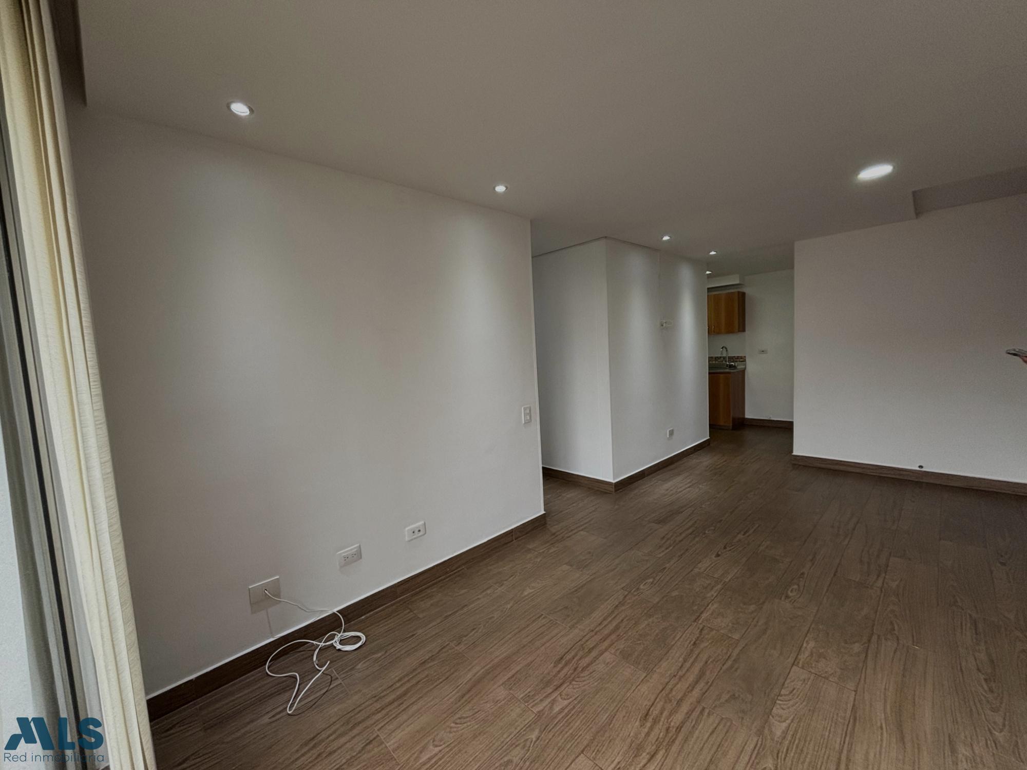 Apartamento en Loma de los Parra - foto 4