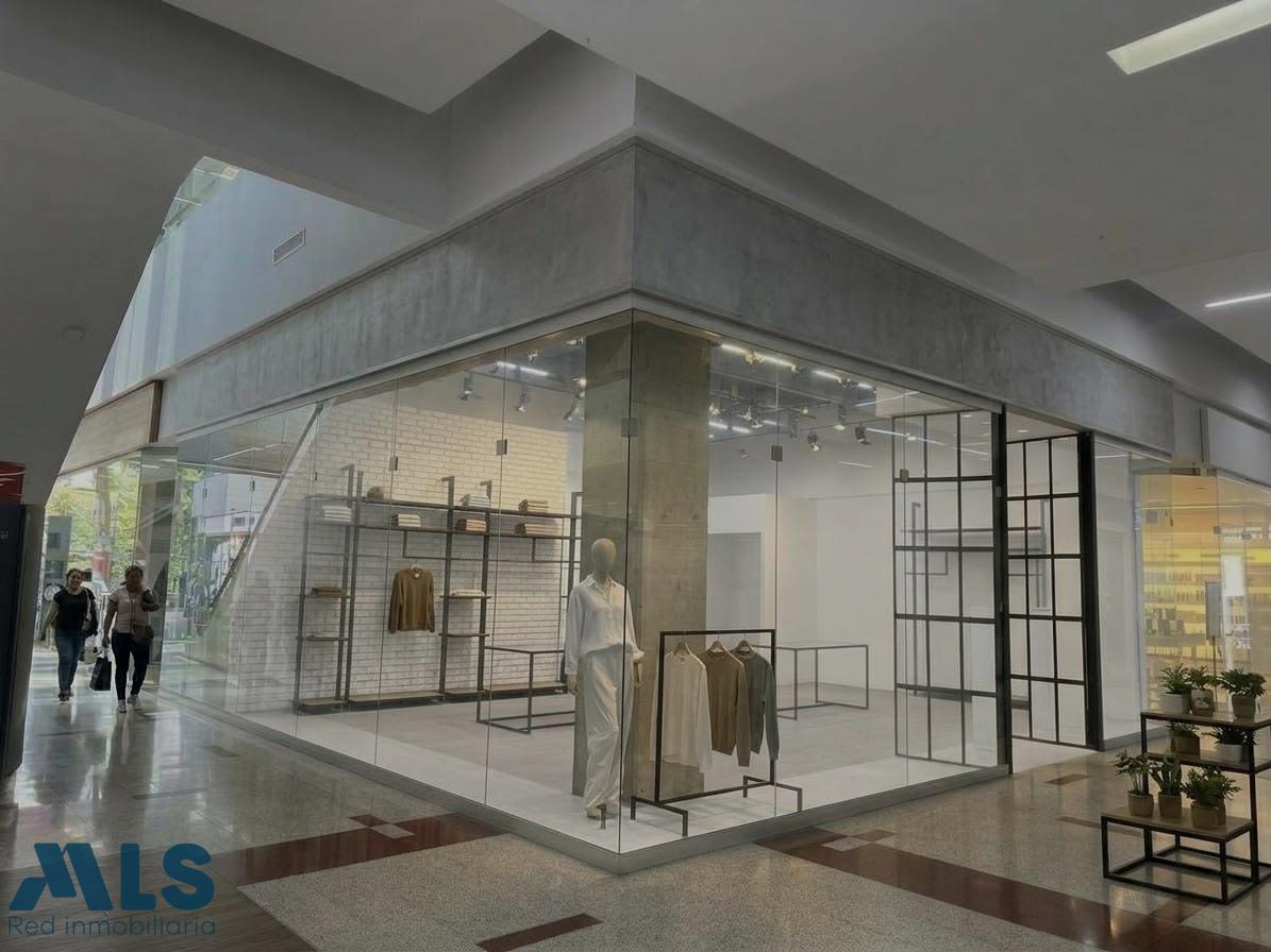 Local Comercial en Barrio Colombia - foto 4