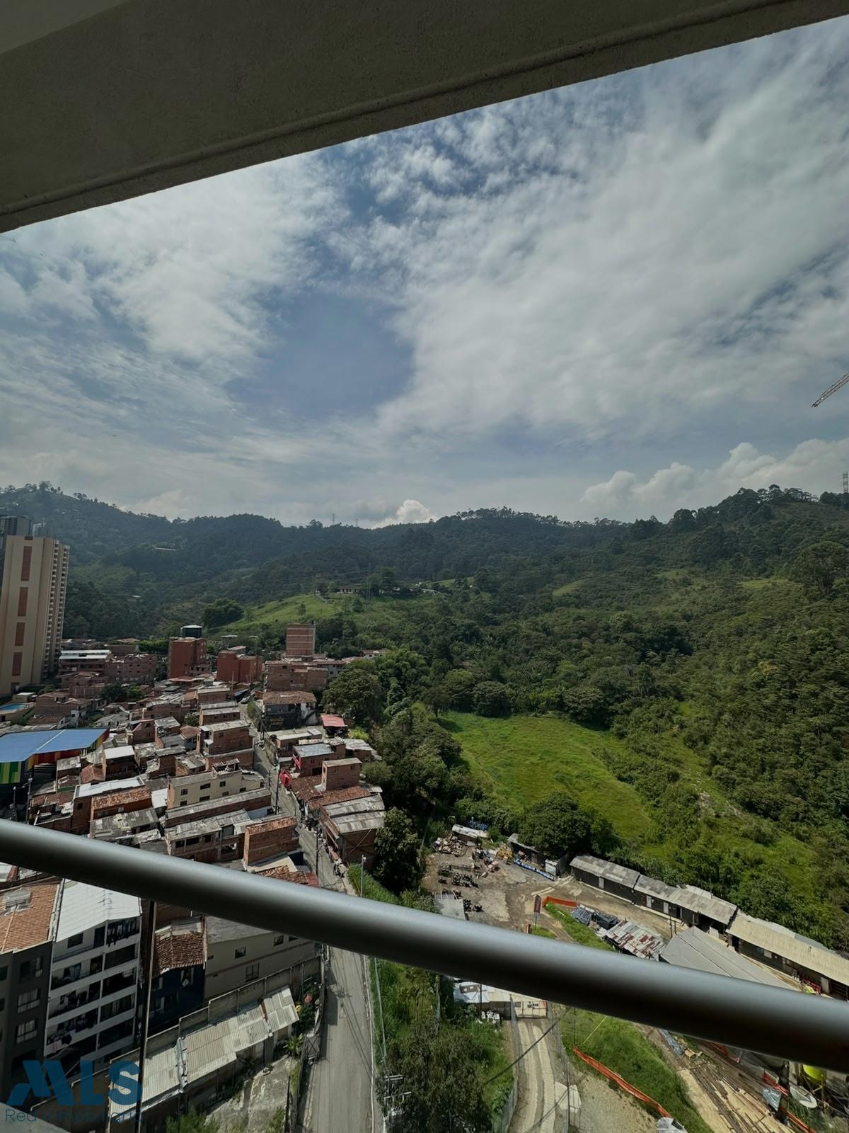 Apartamento en Loma de San Remo - foto 4