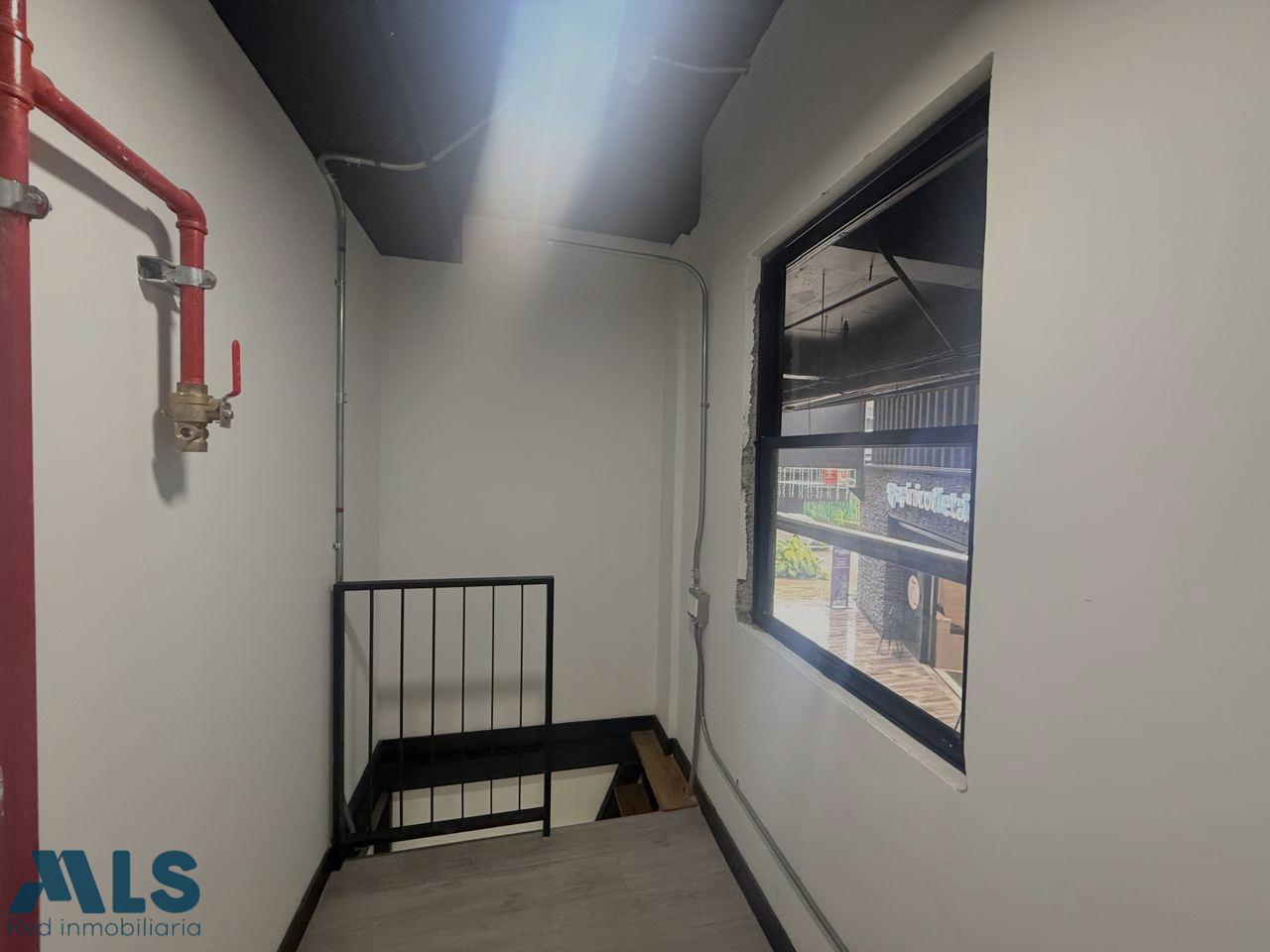 Local Comercial en Alto de las Palmas - foto 4