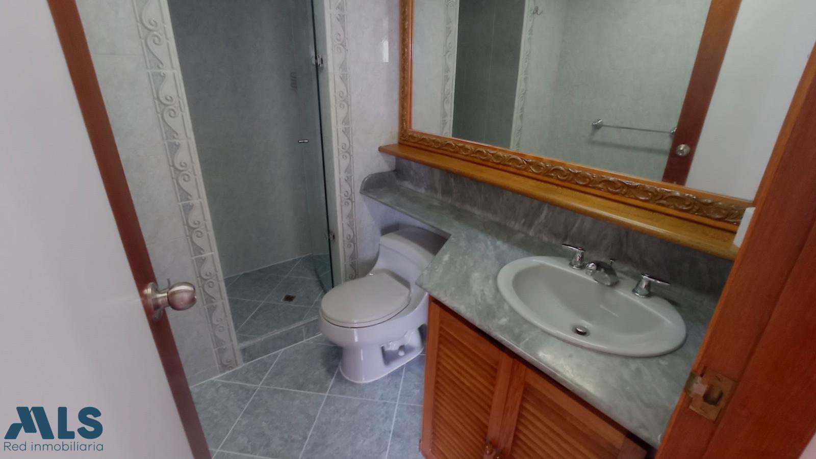 Apartamento en Oviedo - foto 4